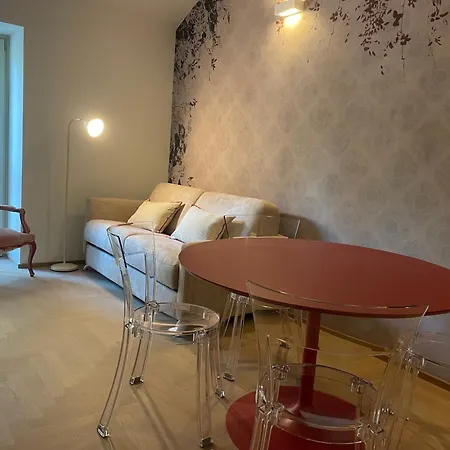 Daire Di Charme Con Ac Nel Cuore Di Torino